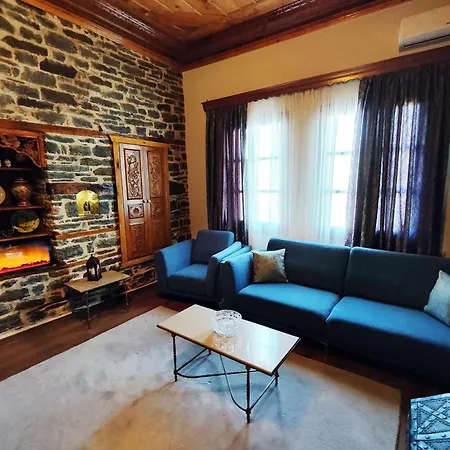 Stone In Old Town - Private Parking & Views Βίλα