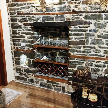 Stone In Old Town - Private Parking & Views *