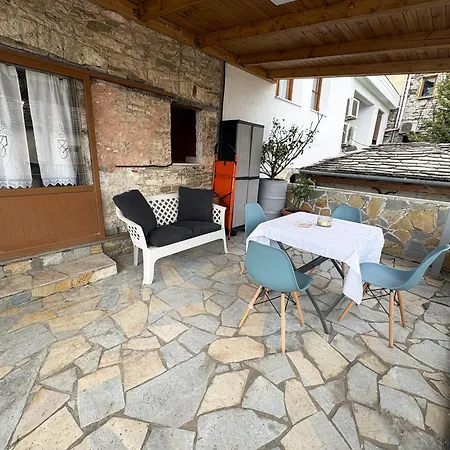 Stone In Old Town - Private Parking & Views